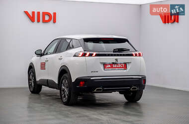 Внедорожник / Кроссовер Peugeot 2008 2020 в 