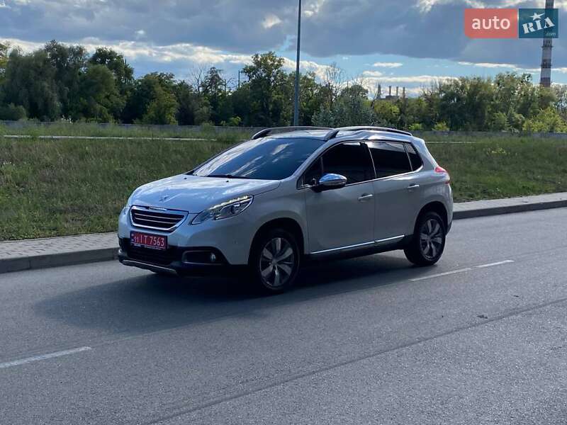 Peugeot 2008 2015