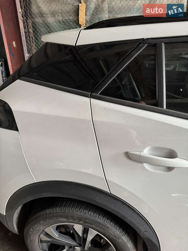 Позашляховик / Кросовер Peugeot 2008 2023 в Миронівці