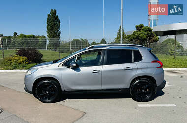 Внедорожник / Кроссовер Peugeot 2008 2013 в 