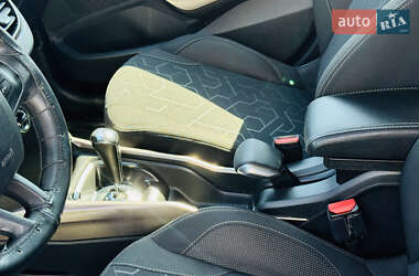 Внедорожник / Кроссовер Peugeot 2008 2013 в 