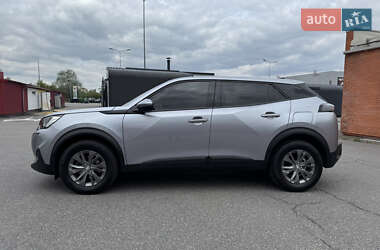 Позашляховик / Кросовер Peugeot 2008 2020 в 