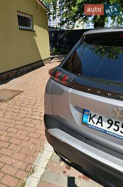Внедорожник / Кроссовер Peugeot 2008 2020 в 