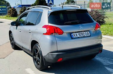 Позашляховик / Кросовер Peugeot 2008 2013 в 