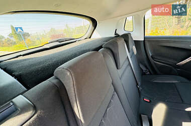 Позашляховик / Кросовер Peugeot 2008 2013 в 
