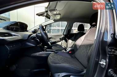 Внедорожник / Кроссовер Peugeot 2008 2018 в 
