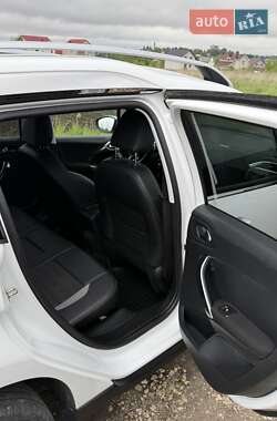 Внедорожник / Кроссовер Peugeot 2008 2013 в 
