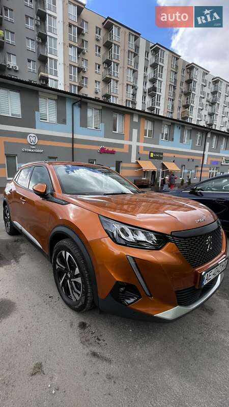 Позашляховик / Кросовер Peugeot 2008 2020 в Дніпрі
