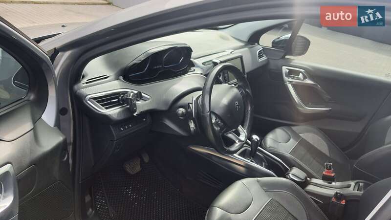 Внедорожник / Кроссовер Peugeot 2008 2013 в Белой Церкви