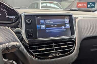 Внедорожник / Кроссовер Peugeot 2008 2016 в 