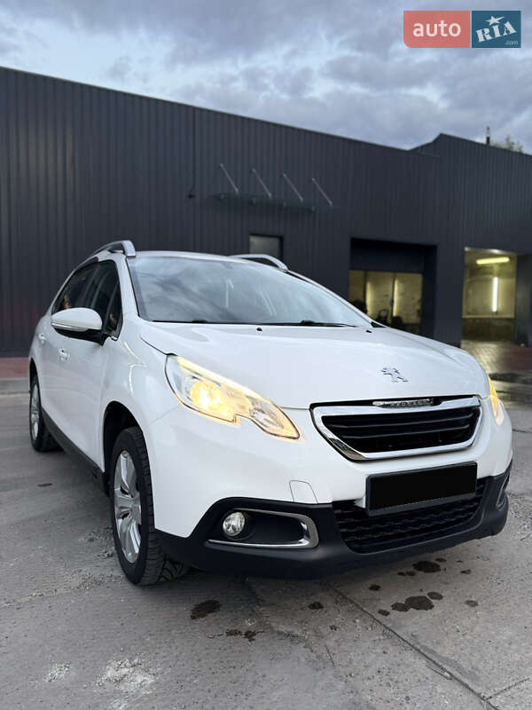 Внедорожник / Кроссовер Peugeot 2008 2014 в Рава-Русской