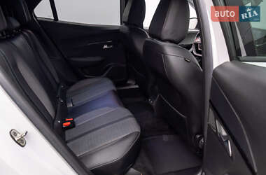 Внедорожник / Кроссовер Peugeot 2008 2021 в 