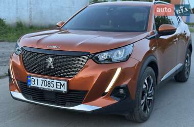 Внедорожник / Кроссовер Peugeot 2008 2020 в Киеве
