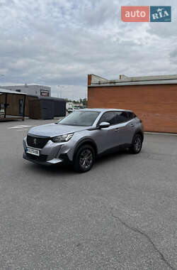 Внедорожник / Кроссовер Peugeot 2008 2020 в Киеве