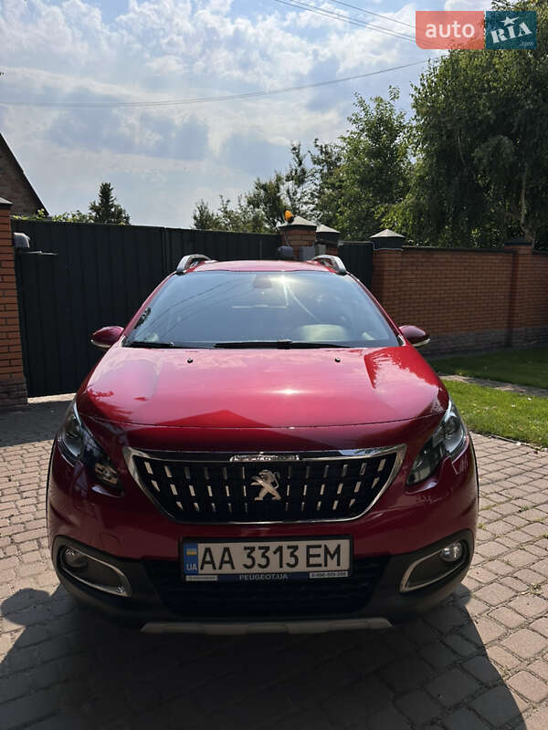 Внедорожник / Кроссовер Peugeot 2008 2019 в 