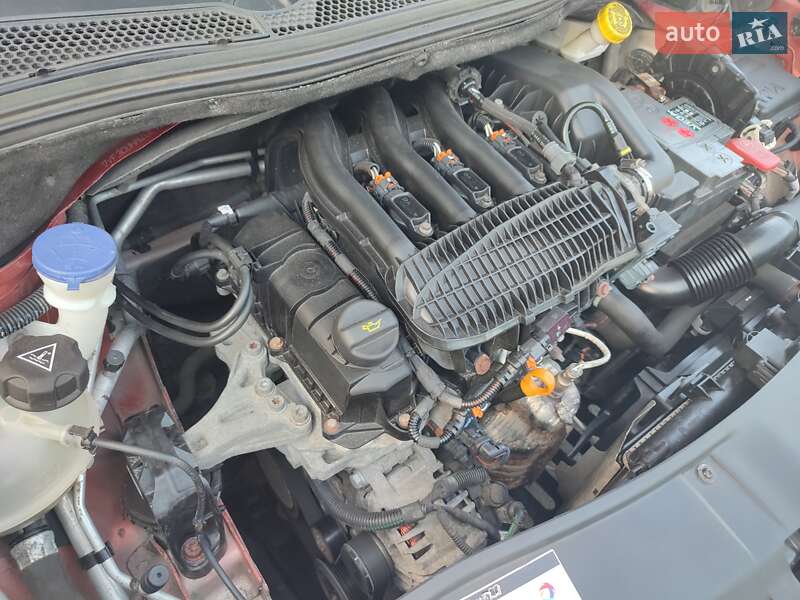 Внедорожник / Кроссовер Peugeot 2008 2014 в Ирпене фото 27 Внедорожник / Кроссовер Peugeot 2008 2014 в Ирпене