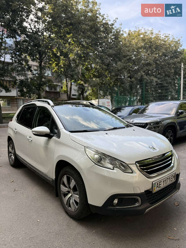 Peugeot 2008 2014
