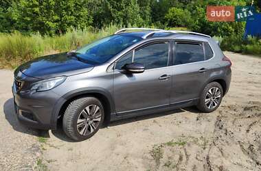 Внедорожник / Кроссовер Peugeot 2008 2016 в Киеве