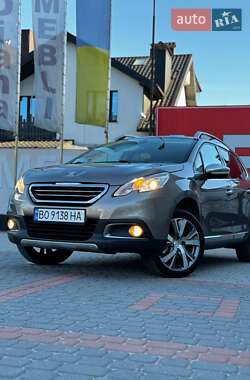 Внедорожник / Кроссовер Peugeot 2008 2014 в Тернополе