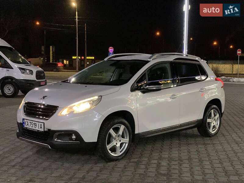 Внедорожник / Кроссовер Peugeot 2008 2013 в Киеве