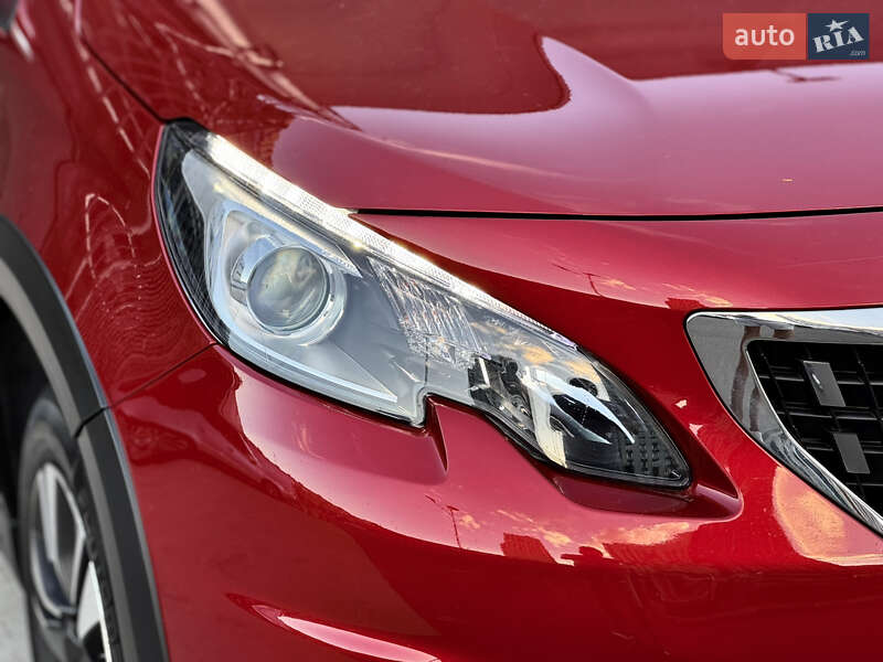 Позашляховик / Кросовер Peugeot 2008 2019 в Києві фото 9 Позашляховик / Кросовер Peugeot 2008 2019 в Києві