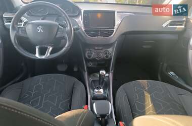 Позашляховик / Кросовер Peugeot 2008 2014 в Львові