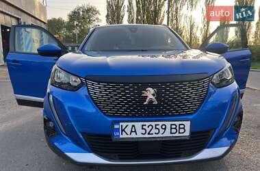 Внедорожник / Кроссовер Peugeot 2008 2020 в Киеве