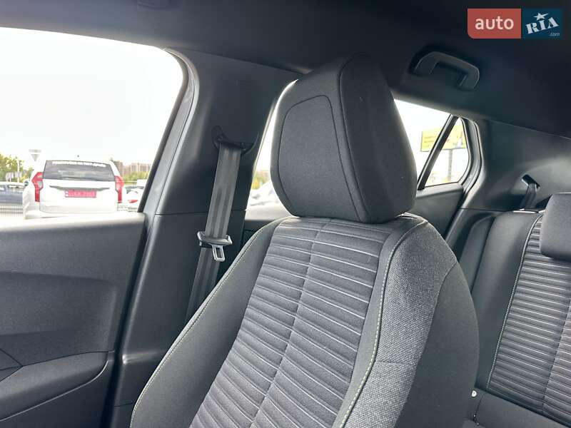 Внедорожник / Кроссовер Peugeot 2008 2023 в Киеве фото 27 Внедорожник / Кроссовер Peugeot 2008 2023 в Киеве