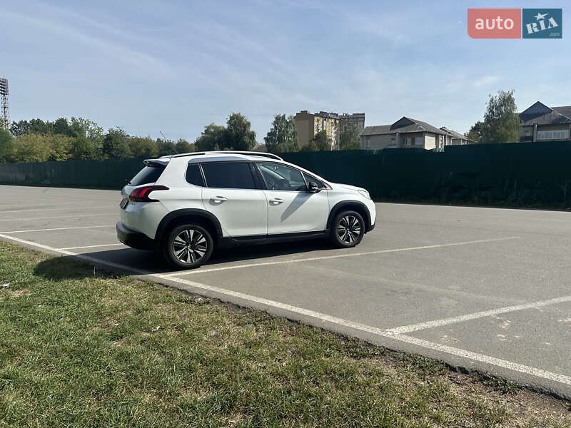 Позашляховик / Кросовер Peugeot 2008 2016 в Івано-Франківську