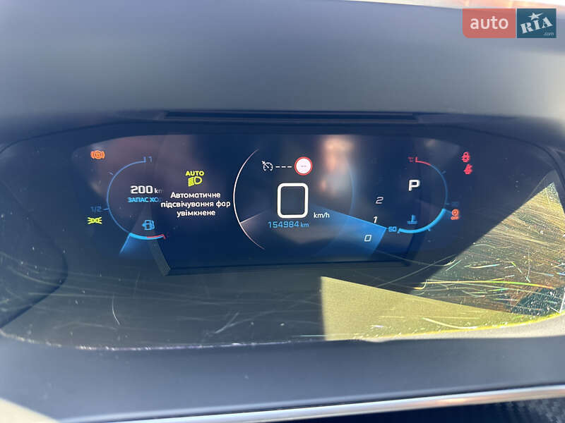 Внедорожник / Кроссовер Peugeot 2008 2021 в Ивано-Франковске