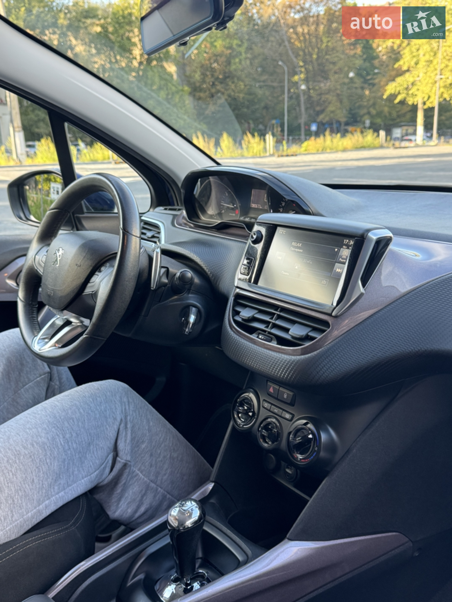 2015 Peugeot 2008 - мініатюра 17