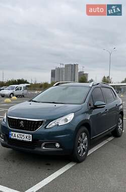 Внедорожник / Кроссовер Peugeot 2008 2016 в Киеве