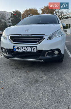 Внедорожник / Кроссовер Peugeot 2008 2014 в Черноморске
