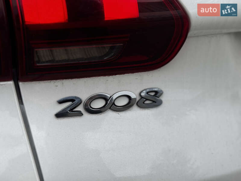 Позашляховик / Кросовер Peugeot 2008 2017 в Києві
