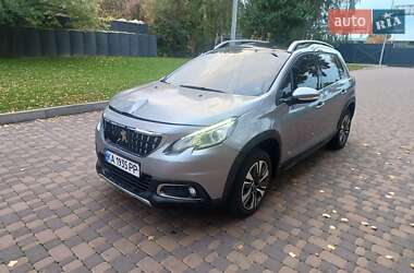 Внедорожник / Кроссовер Peugeot 2008 2016 в Киеве