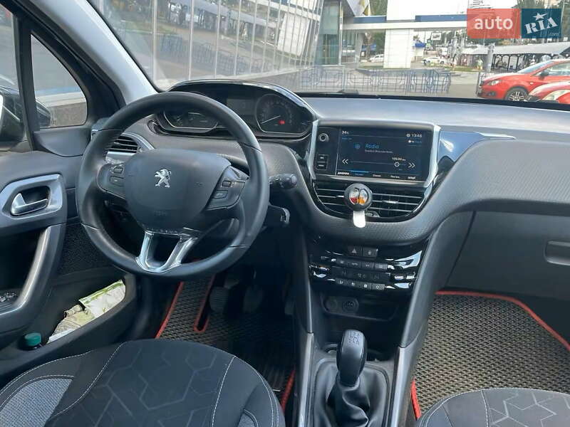 Внедорожник / Кроссовер Peugeot 2008 2019 в Киеве фото 11 Внедорожник / Кроссовер Peugeot 2008 2019 в Киеве