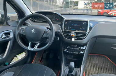 Внедорожник / Кроссовер Peugeot 2008 2019 в 