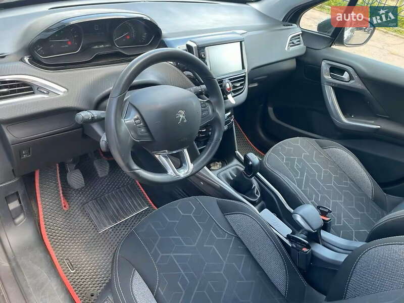 Внедорожник / Кроссовер Peugeot 2008 2019 в Киеве фото 13 Внедорожник / Кроссовер Peugeot 2008 2019 в Киеве