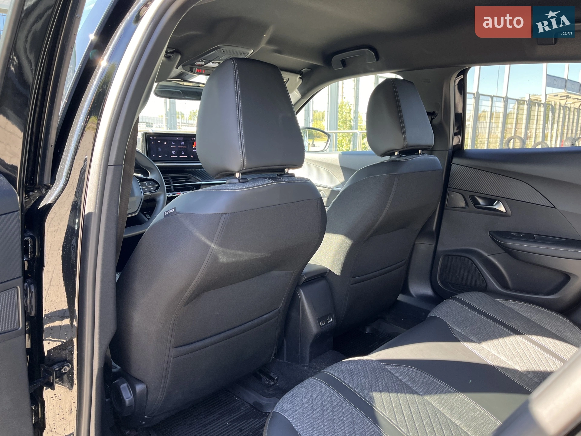 2023 Peugeot 2008 - мініатюра 18