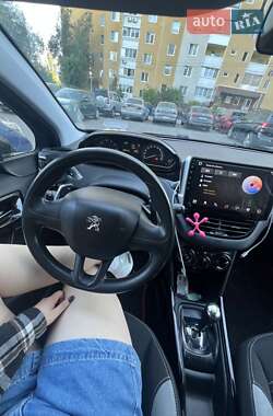 Внедорожник / Кроссовер Peugeot 2008 2013 в 