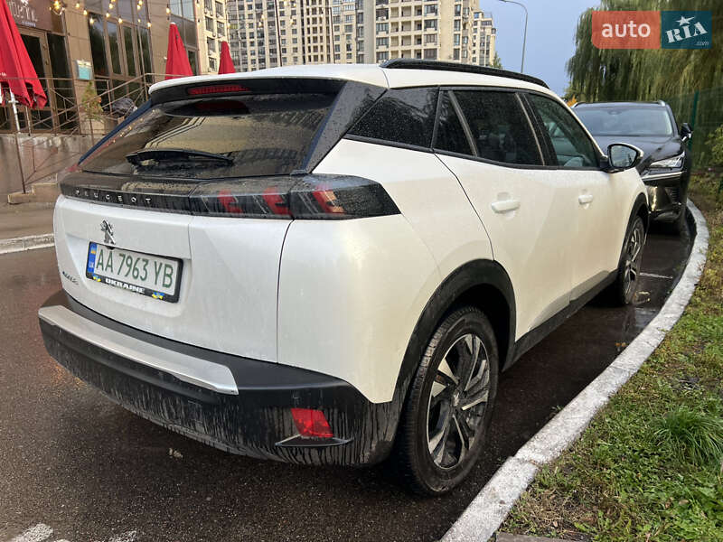 Позашляховик / Кросовер Peugeot 2008 2021 в Києві фото 4 Позашляховик / Кросовер Peugeot 2008 2021 в Києві