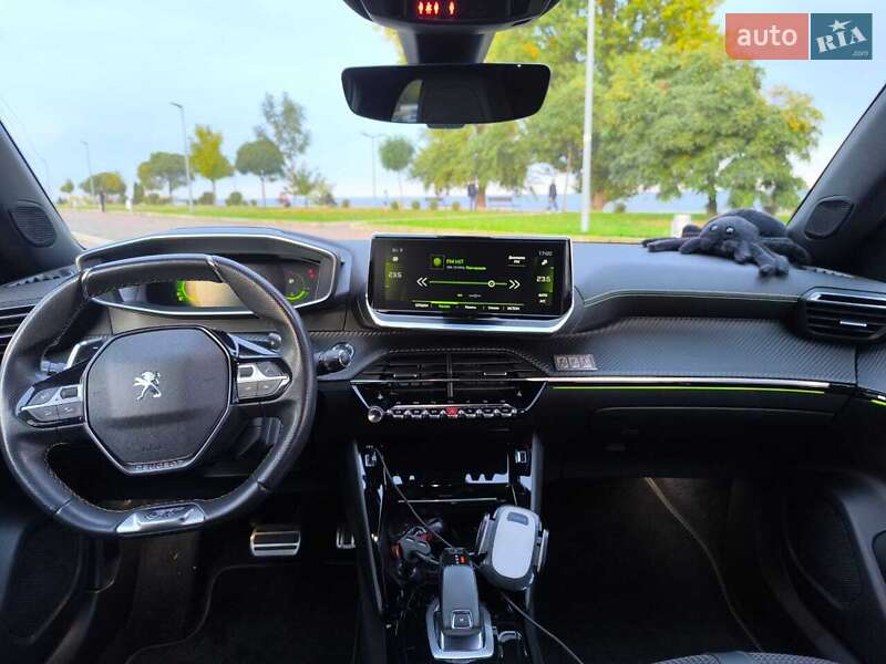 Внедорожник / Кроссовер Peugeot 2008 2021 в Киеве фото 8 Внедорожник / Кроссовер Peugeot 2008 2021 в Киеве