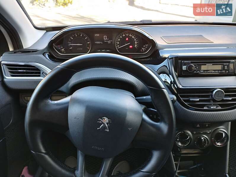 Позашляховик / Кросовер Peugeot 2008 2017 в Києві