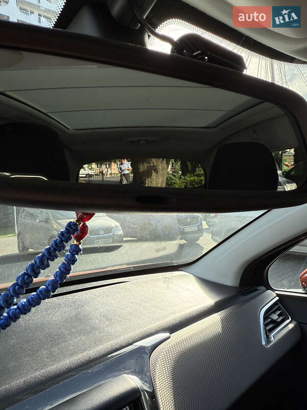 Позашляховик / Кросовер Peugeot 2008 2014 в Хмельницькому