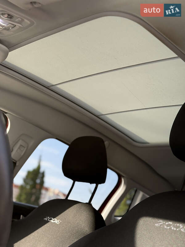 Позашляховик / Кросовер Peugeot 2008 2014 в Хмельницькому