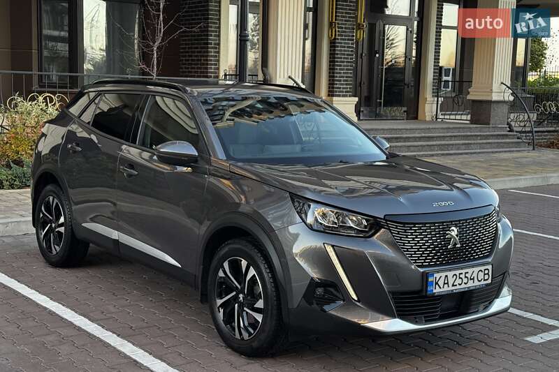 Внедорожник / Кроссовер Peugeot 2008 2021 в Киеве
