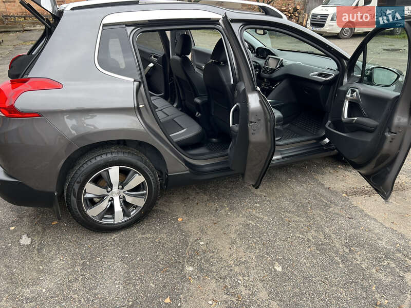 Внедорожник / Кроссовер Peugeot 2008 2013 в Бердичеве