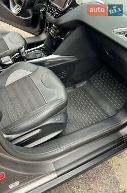 Позашляховик / Кросовер Peugeot 2008 2013 в Бердичеві