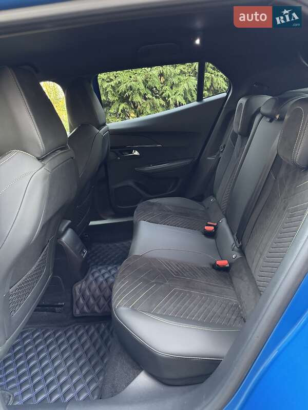 Позашляховик / Кросовер Peugeot 2008 2023 в Києві фото 44 Позашляховик / Кросовер Peugeot 2008 2023 в Києві