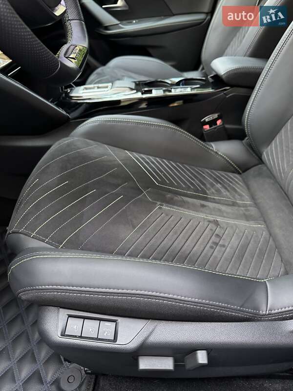 Позашляховик / Кросовер Peugeot 2008 2023 в Києві фото 49 Позашляховик / Кросовер Peugeot 2008 2023 в Києві